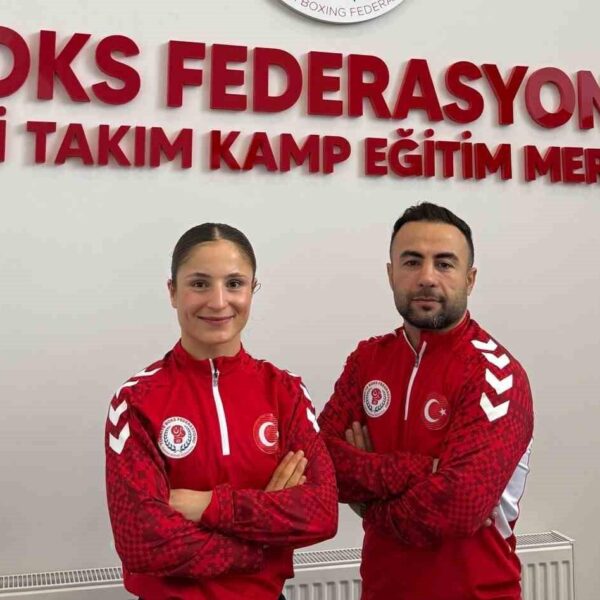 Nurselen Yalgettekin boks turnuvasında-1