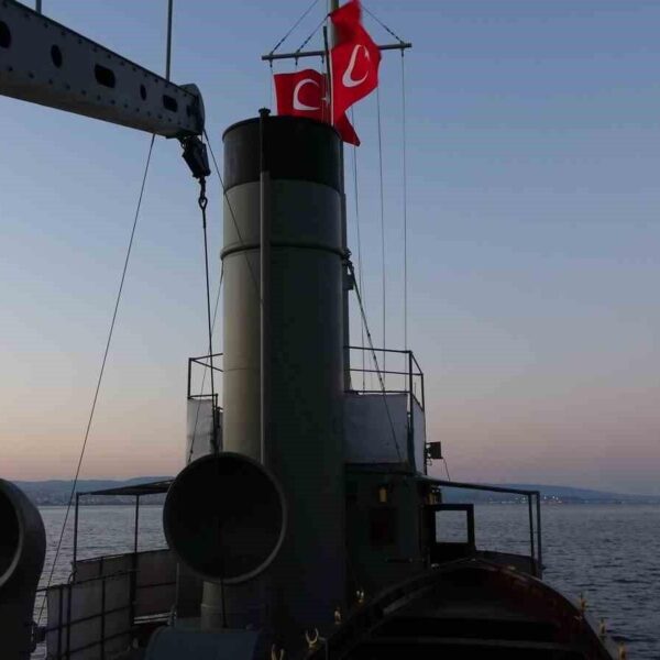 Nusret Mayın Gemisi'nin çelenk bırakıldığı alan-14