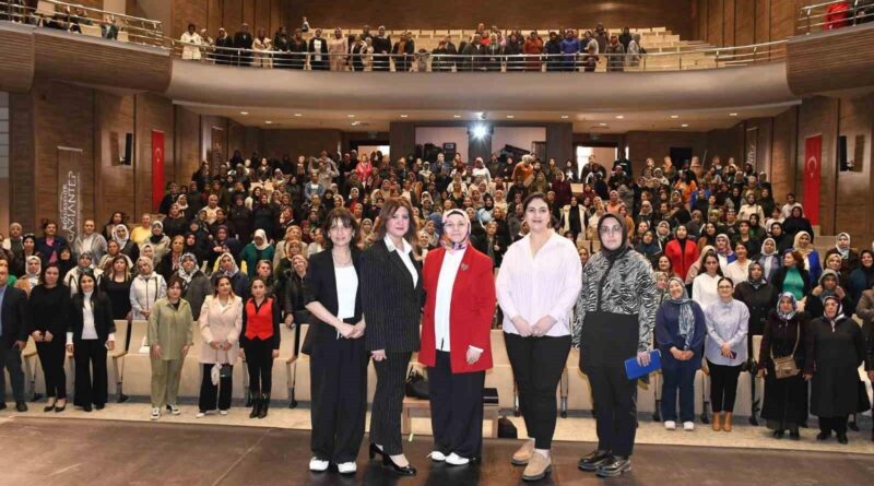 Oba Makarna ve Gaziantep Büyükşehir Belediyesi'nin Aile İçi İletişim Semineri 1