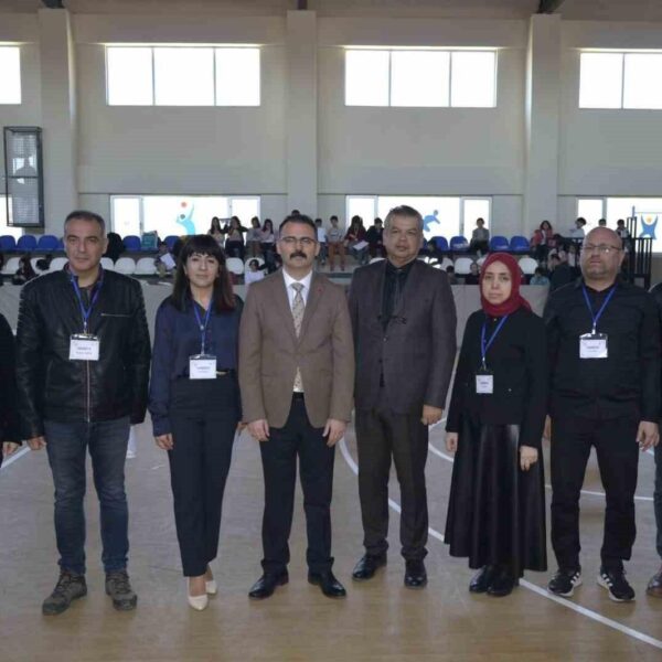 Ödüllerin verildiği an-1