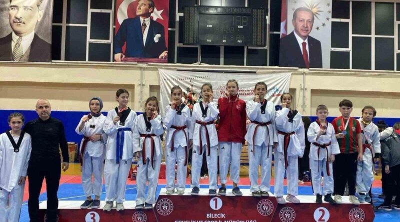 Osmaneli Atatürk Ortaokulu Taekwondo Takımı Bilecik'te Büyük Başarıya İmza Attı 1