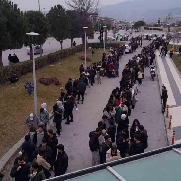 Pamukkale Üniversitesi öğrencileri ile sanayiciler bir araya geldi-2