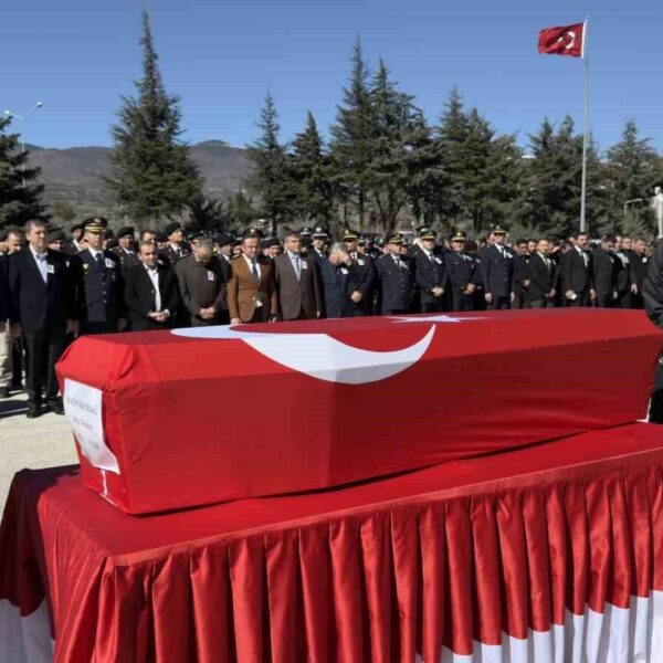Polis memuru Hacı Nuri Erdağ için düzenlenen tören-1