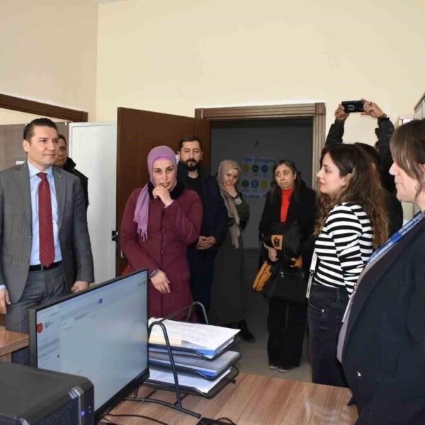 Sağlıklı Hayat Merkezi'nde sağlık hizmetleri hakkında bilgi paylaşımı.-4