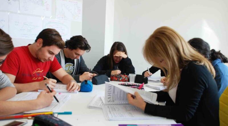 Şahinkaya Eğitim Kurumları Hexagon Kurs ile Yeni Bir Eğitim Modeli Sunuyor 1