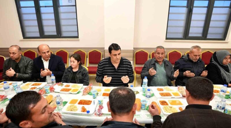 Şehitkamil Belediyesi Ramazan Ayı İçin 5 Bölgede Iftar Çadırı Kurdu 1