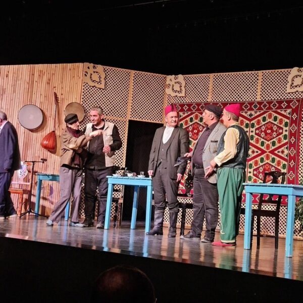 Seyri Alem Erzurum Oyunu Sahnesi-3