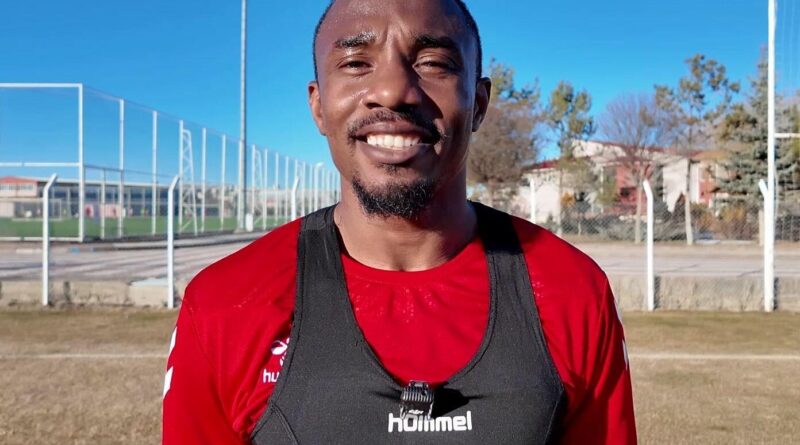 Sivasspor, 8 Mart Dünya Kadınlar Günü'nde Saygı ve Sevgilerini Dile Getirdi 1