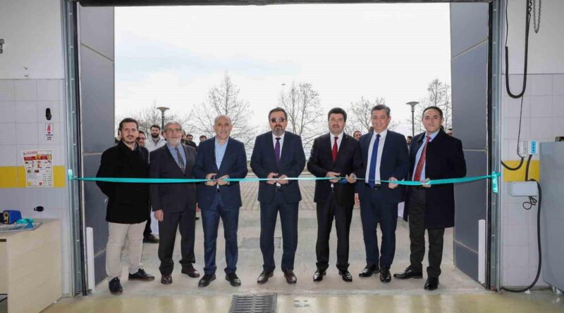 SUBÜ'nde Endüstriyel Elektronik Devre Tasarım ve Robotik Laboratuvarı Açıldı 1