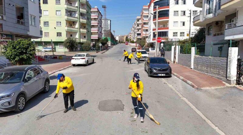 Tarsus Belediyesi Bahar Temizliğiyle Şehir Estetiğini Yeniledi 1