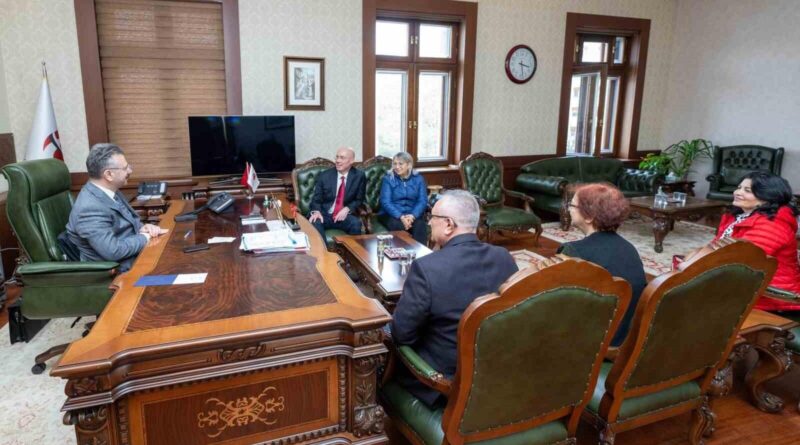 Tazelenme Üniversitesi’nden Vali Aksoy’a ziyaret 1