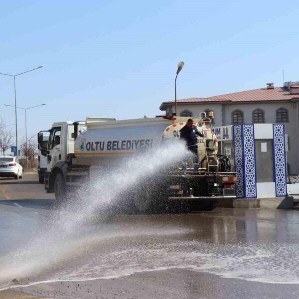 Tazyikli Su ile Temizlenen Oltu Cadde-2