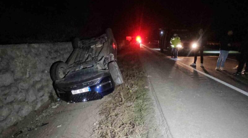 Tokat'ın Erbaa'da Kaza: Çip Takla Attı, 4 Kişi Yaralandı 5