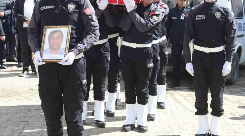 Tokatlı Polis Memuru Hacı Nuri Erdağ Taşova'da Son Yolculuğuna Uğurlandı 1