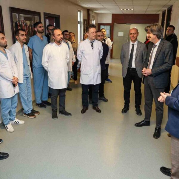 Törende konuşan Rektör Prof. Dr. Ferudun Yılmaz-2
