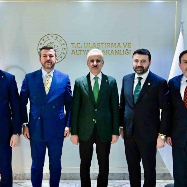 Ulaştırma Bakanı Abdulkadir Uraloğlu-1