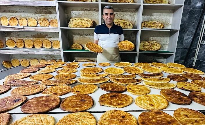 Van Çöreği Hakkari'nin Yüksekova'sına Taşındı 1