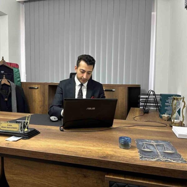 Yangın merdivenine eşya koyulmasının tehlikeleri-2