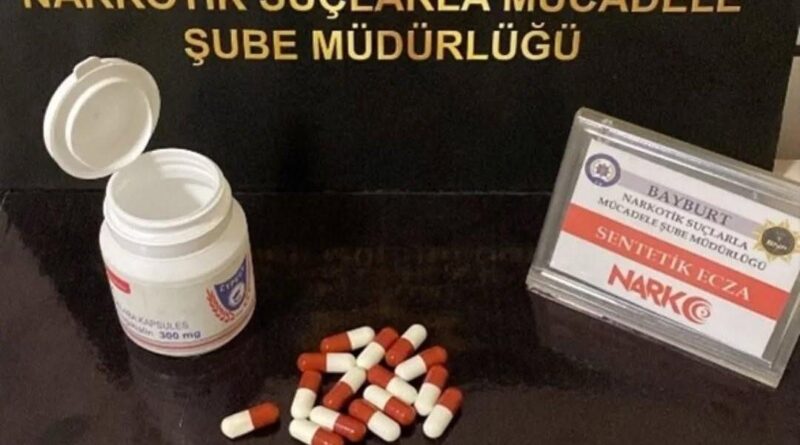 Bayburt’ta 18 adet sentetik hap ele geçirildi 1