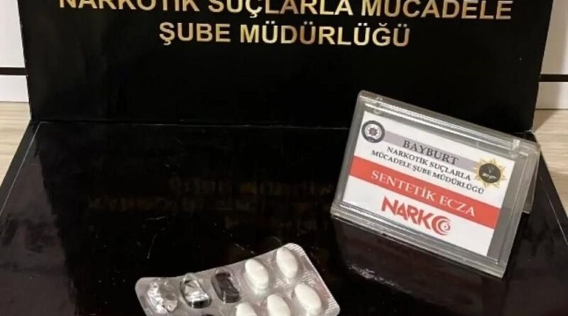 Bayburt’ta bir miktar sentetik hap ele geçirildi 1