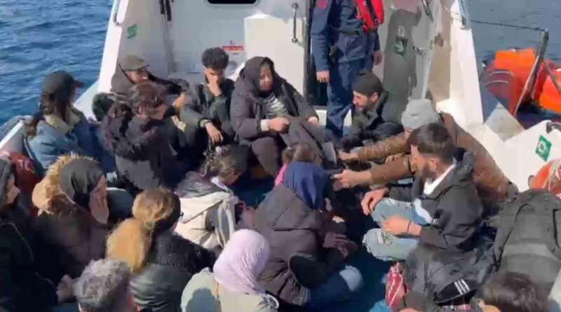 Bodrum’da 8’i çocuk 23 düzensiz göçmen yakalandı 1