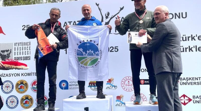 Büyükşehir atleti Alanya’da zirveye yükseldi 1