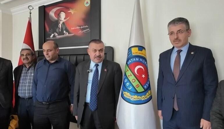 Çopuroğlu; zirai don sonrası çiftçileri ziyaret etti 1