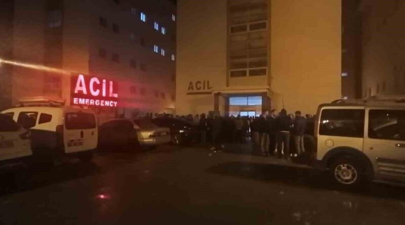 Hakkari’de gök gürültüsüyle yüksekten düşen 2 kişi yaralandı 1