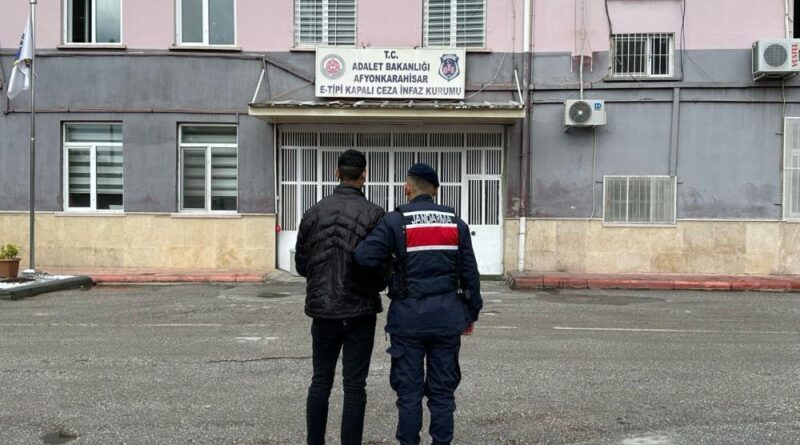 Hapis cezasıyla aranan şahsı JASAT yakaladı 1