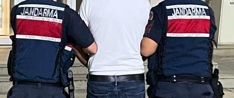Jandarma aranan şahıslara göz açtırmadı 1