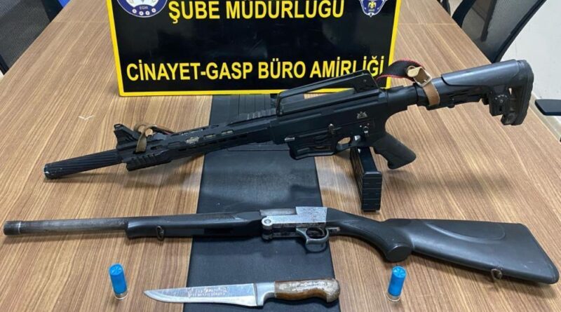 Kars’ta silah ve mühimmat ele geçirildi 1
