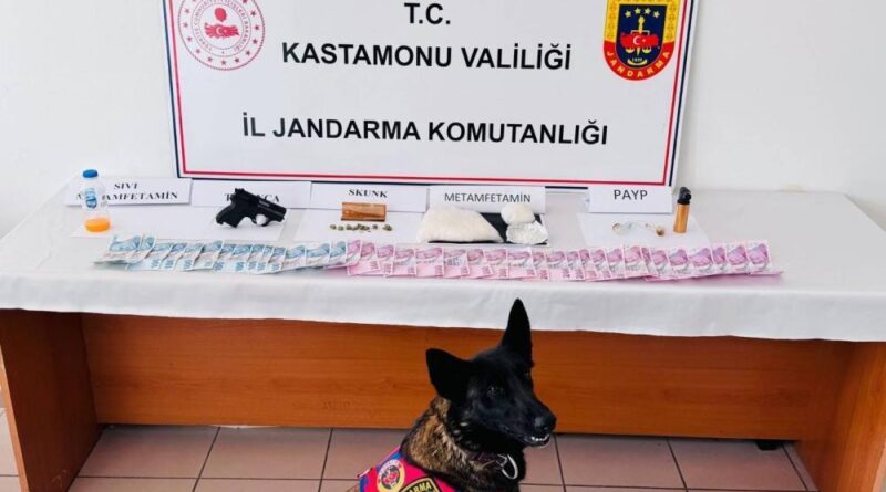 Kastamonu’da uyuşturucu operasyonu: 3 tutuklama 1