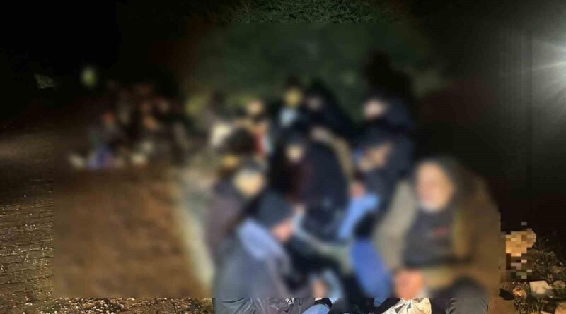 Kuşadası’nda 31 düzensiz göçmen yakalandı 1