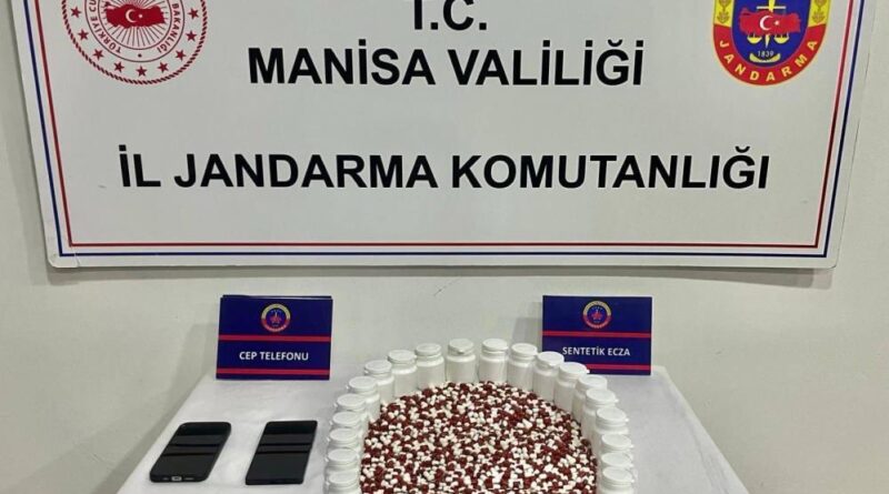 Manisa'da 1.265 adet sentetik hap ele geçirildi 1
