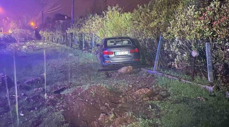 Menteşe’de trafik kazası: Araç sürücüsü her yerde aranıyor 1