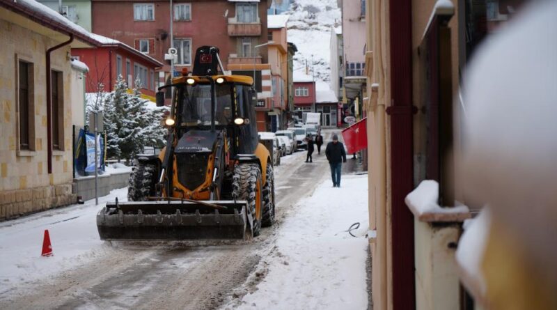 Meteoroloji uyardı: Bayburt ve çevre illerde kuvvetli kar yağışı bekleniyor 1