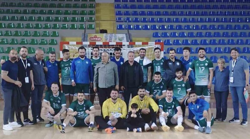 Nilüfer Belediyespor ligi galibiyetle tamamladı 1