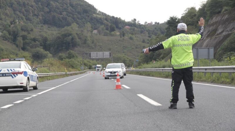 Ordu’da bir haftada yaklaşık 16 bin araç ve sürücüsü denetlendi 1