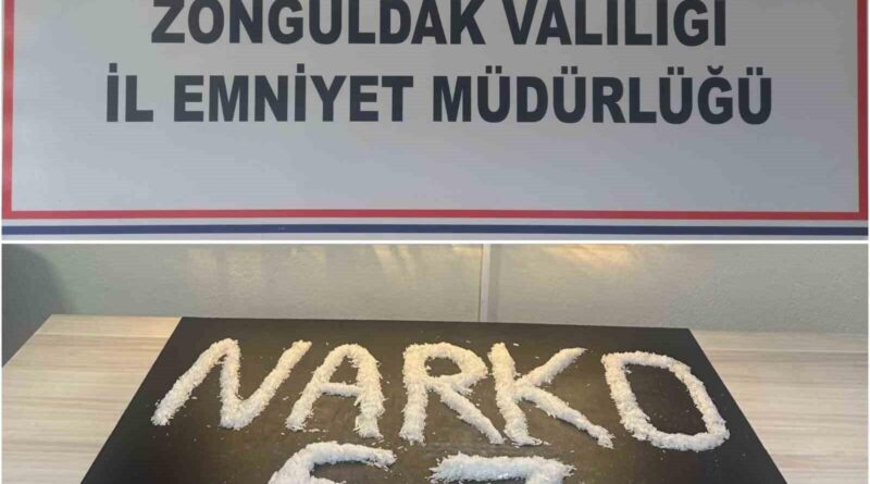 Polisin durdurduğu araçtan uyuşturucu çıktı; 2 şüpheli gözaltında 1