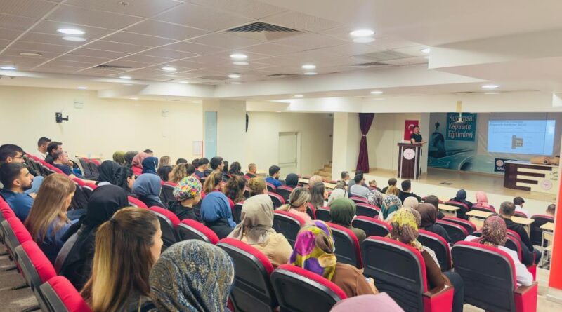 Siirt Eğitim ve Araştırma Hastanesinde "CPR ve ileri yaşam desteği" eğitimi 3