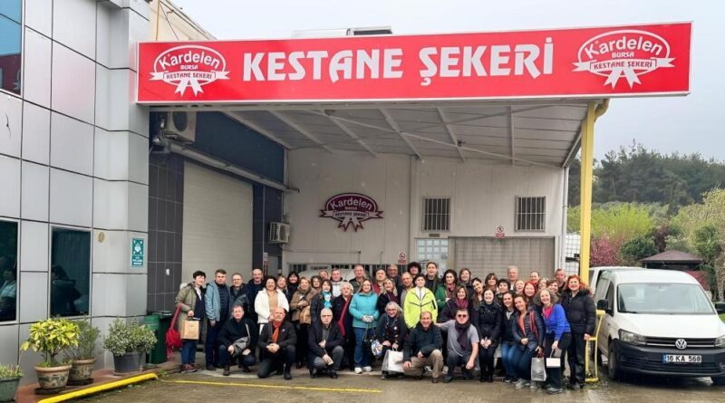 AÜTF 87’lilerden Bursa’da anlamlı buluşma 8