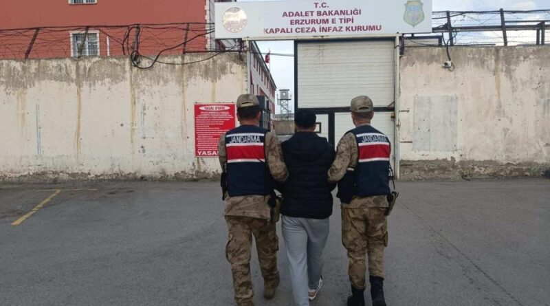Erzurum'da jandarmadan aranan şahıslara operasyon 1