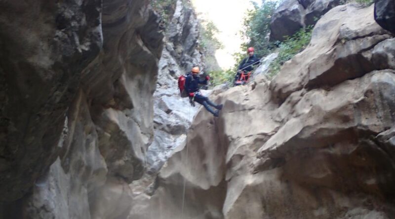 Isparta Yazılı Kanyon'da suya düşen üniversite öğrencisi kayboldu 1
