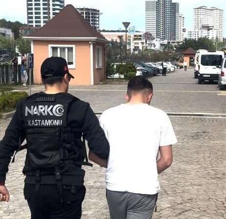 Kastamonu'da uyuşturucuyla yakalanan şahıs tutuklandı 9