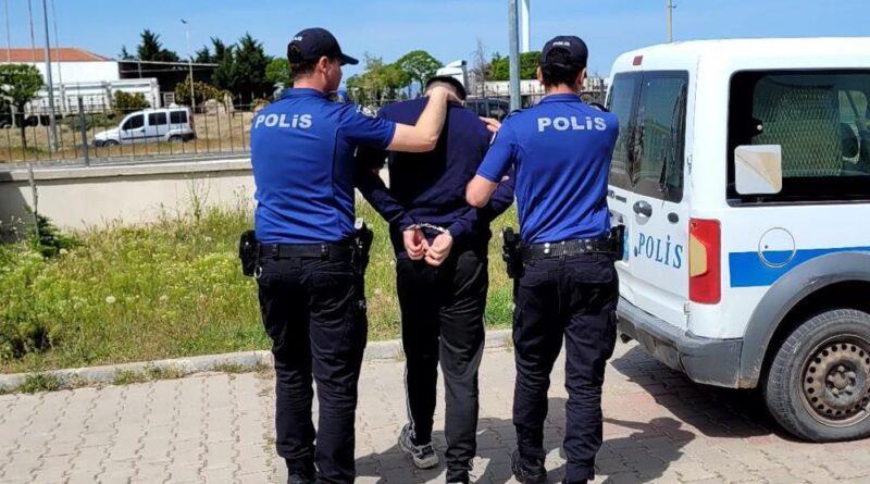 Kırıkkale'de dolandırıcılık ve örgüt kurma suçlarından aranan şüpheli tutuklandı 1