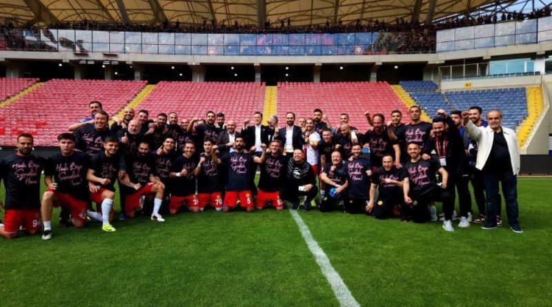 Milletvekili Hatipoğlu: "Tarih yazdınız, Eskişehirspor'um!" 7