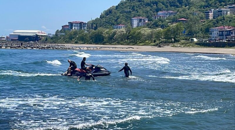 Ordu'da boğulma tehlikesi geçiren öğrencilerden biri hayatını kaybetti 1
