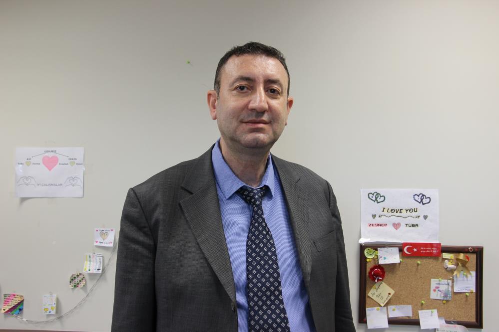 Prof. Dr. Aydın: “Anne ve bebeğin sağlığını tehdit eden tehdit eden bir durumu yoksa normal doğumu tercih etmek gerekiyor”