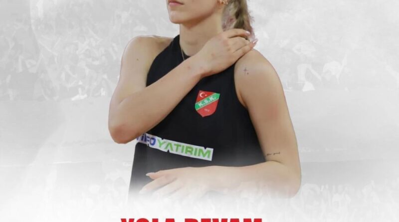 Şevval Acıbal, bir sezon daha Karşıyaka Voleybol’da 1