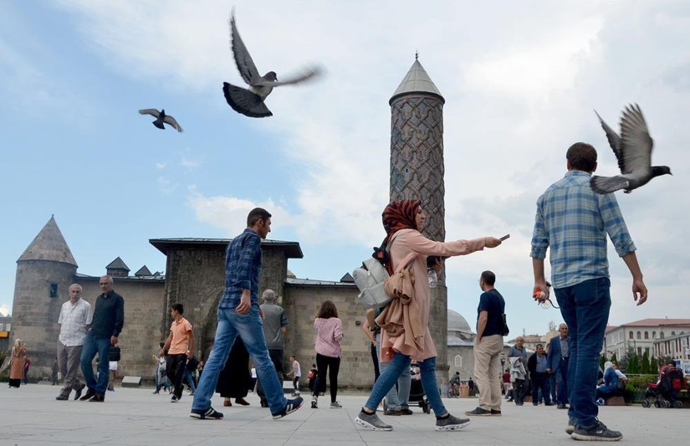 Yaz geliyor, cilt kanserine dikkat